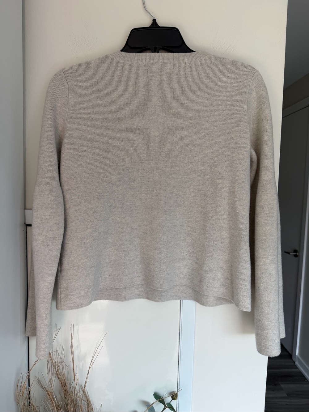 Babaton ($128) 100% Merino Wool Sweater Cream Beige Size L (Fits S/M) AS IS - Picture 7 of 9